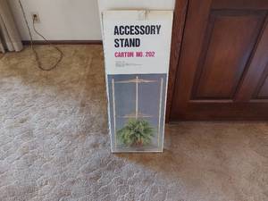 Stand and planters