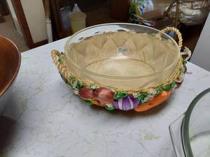 Serving bowls and Pitcher