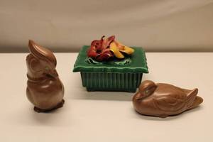 lot 45 image: Vintage Ceramic Bird Figurines and Floral Lid Box Set