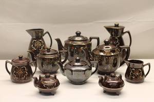 lot 89 image: Vintage Japanese Tea Set - 10 Piece Set