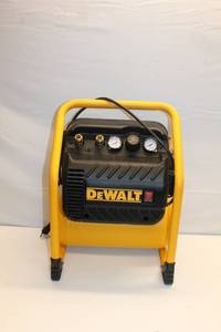 lot A-112 image: DeWalt 2.5 Gallon Portable Air Compressor DWFP55130