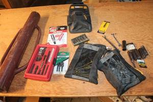 lot 116 image: Mixed Lot of Automotive Tools and Accessories