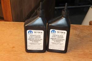 lot 119 image: Mopar Synthetic Gear & Axle Lubricant SAE 75W-90 - 2 Bottles