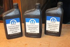 lot 120 image: Mopar Synthetic Gear Lubricant 75W-90 - Lot of 3