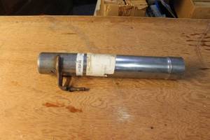 lot 128 image: Exhaust Pipe 52103541AC