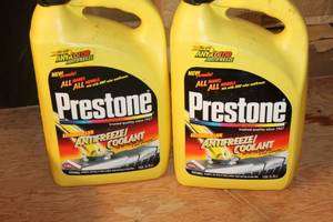 lot 131 image: Prestone AntifreezeCoolant 1 Gallon Jugs - Set of 2