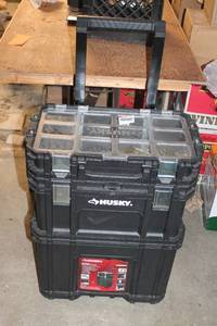 lot B-141 image: Husky Tool Organizer with Various Hand Tools and Fasteners
