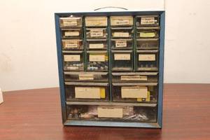 lot 281 image: Vintage Utility Fuse Storage Box with Assorted Fuses