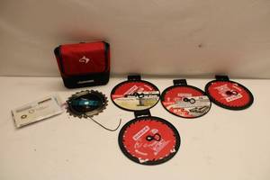 lot 296 image: Set of 5 Makita and Diablo Circular Saw Blades with Husky Storage Bag