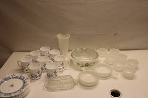 lot 300 image: Group of Vintage Glass and Porcelain Kitchen Items - Including Plates, Bowls, and Mugs