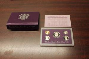 lot C-348 image: 1991 United States Mint Proof Coin Set - Complete with Box and Specifications
