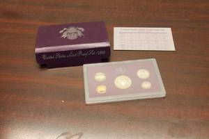 lot C-350 image: 1989 United States Mint Proof Coin Set - Complete with Original Box