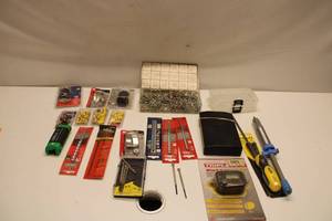 lot 520 image: Assortment of Hand Tools and Hardware - Mixed Lot