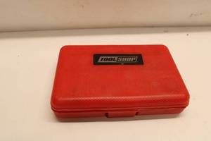 lot 522 image: Complete Tool Shop 45-Piece Screwdriver Bit Set with Storage Case