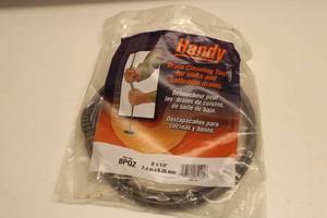 lot 539 image: Handy Drain Cleaning Tool for Sinks and Bathroom Drains - 8oz