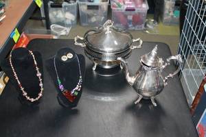 lot 962 image: Collection of Decorative Serving Items - Silver Plated Teapot, Vintage Bowls, and Necklaces