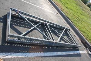 lot 574 image: Heavy-Duty Metal Storage Rack Frame - 10 x 4