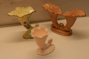 lot 587 image: Collection of 3 Vintage Porcelain Vases - Floral & Elegant Designs