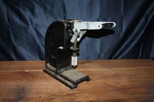 lot A-602 image: 3M Connector Press Tool - Model 3442-1A