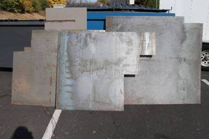 lot 613 image: Assortment of Steel Sheets - Various Sizes and Conditions