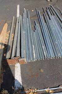 lot 614 image: Assortment of Steel Pipes and Fittings - Quantity Estimates Available