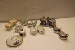 lot 633 image: Collection of 10 Vintage Porcelain Creamers and Sugar Bowls