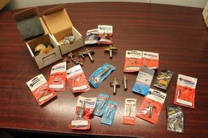 lot 659 image: Collection of Router Bits and Accessories - Professional Grade