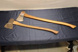 lot 674 image: Set of 2 Vintage Handcrafted Axes - Wood Handles