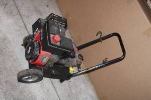 lot 822 image: Campbell Hausfeld 5.5 HP Portable Air Compressor - Enduro OHV Engine