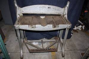 lot 827 image: Vintage Pexto NCR Comten Workbench - Model ME-240 - Made in USA