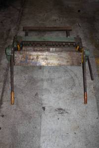 lot 793 image: Di-Acro Finger Brake No. 24 - Precision Metalworking Equipment
