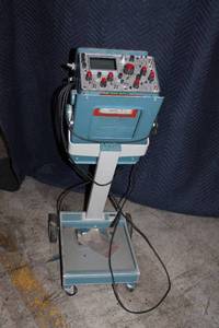 lot 812 image: Type 453 Oscilloscope - Instrument on Mobile Cart