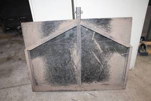 lot 819 image: Heavy-Duty Metal Snow Plow Blade - 66 Inch