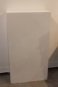 lot 213 image: White Pedestal Display Stand