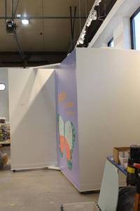 lot 228 image: Youth Exhibition S Shape Display Wall with Graphic Art