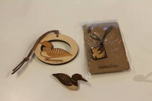 lot 382 image: Minnesota Loon Themed Wooden Pin and Necklace Set