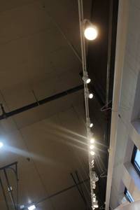 lot 439 image: 40ft Track Lighting System with Adjustable Fixtures
