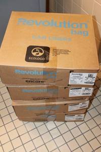lot 455 image: Revolution Bag Can Liners 30x43 Black Blend B1