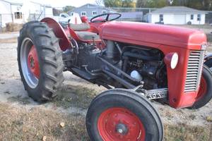Massey Fergus TO 35