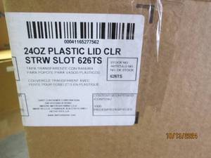 case of 24 oz plastic lids clear st...