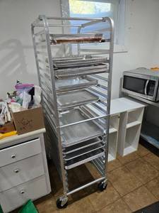 lot 21 image: Regency Space Solutions Bun Pan Rack with Trays