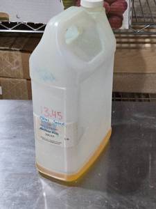 lot 62 image: Tameras Soaping Scents Southern Bliss Citrus Splash Fragrance Oil Approx. 13.45 Ounces by Weight