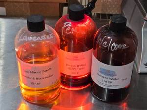 lot 200 image: Lot of 3 Fragrance Oils - Welcome Winter, Peach Bellini, Lavender & Black Amber Approx. 18 - 12 Full