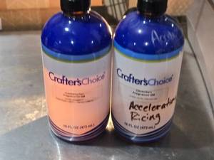 lot 174 image: Crafters Choice Fragrance Oils - Cranberry Fizz and Cinnabun 18 and 12 Full