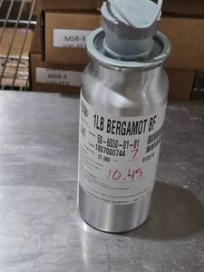 lot 260 image: 1 LB Bergamot BF Bottle Approx. 11.3 oz by Weight Remaining