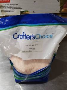 lot 302 image: Crafters Choice Pink Sea Salt - Small, 5 lb