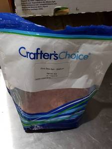 lot 309 image: Crafters Choice Pink Sea Salt - Medium, 2 lbs 1 oz Remaining