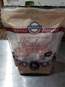 lot 310 image: SaltWorks Ancient Ocean Himalayan Pink Salt XXL 2lbs 13 oz remaining