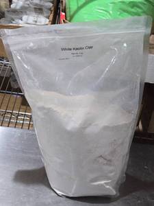 lot 326 image: White Kaolin Clay 5 lb