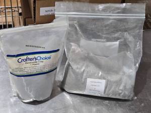 lot 330 image: Crafters Choice Bentonite Clay Lot Approx. 1lb 14oz